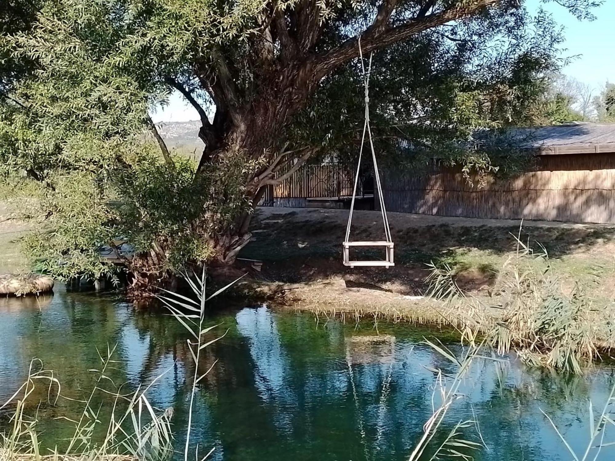 Glamping House Two Rivers 루브스키 외부 사진