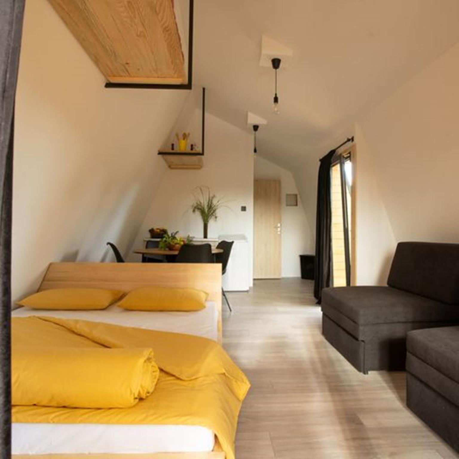 Glamping House Two Rivers 루브스키 외부 사진